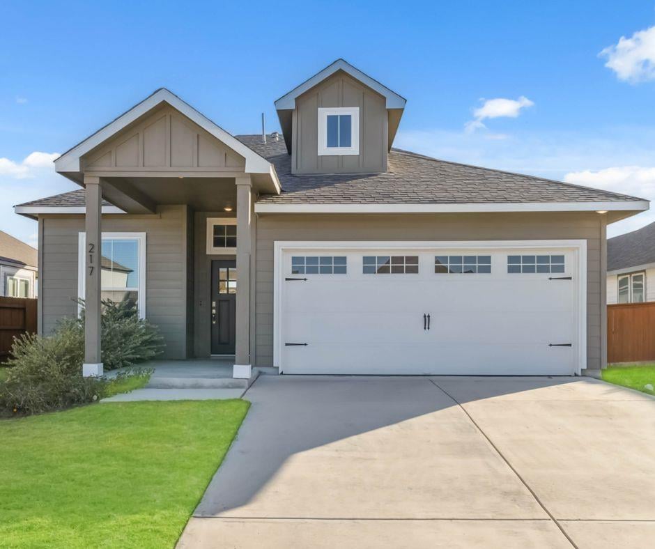 View 217 Snowbell ST in Trace Sub Pa 6A Sec D 217 Snowbell ST - front exterior - Luxury home in Trace Sub Pa 6A Sec D, San Marcos, TX