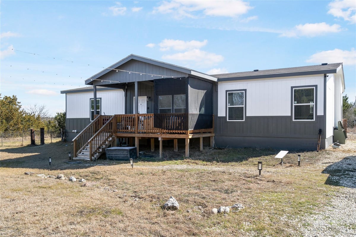Living area at 2175 County Road 153 - 3 bed 2 bath home