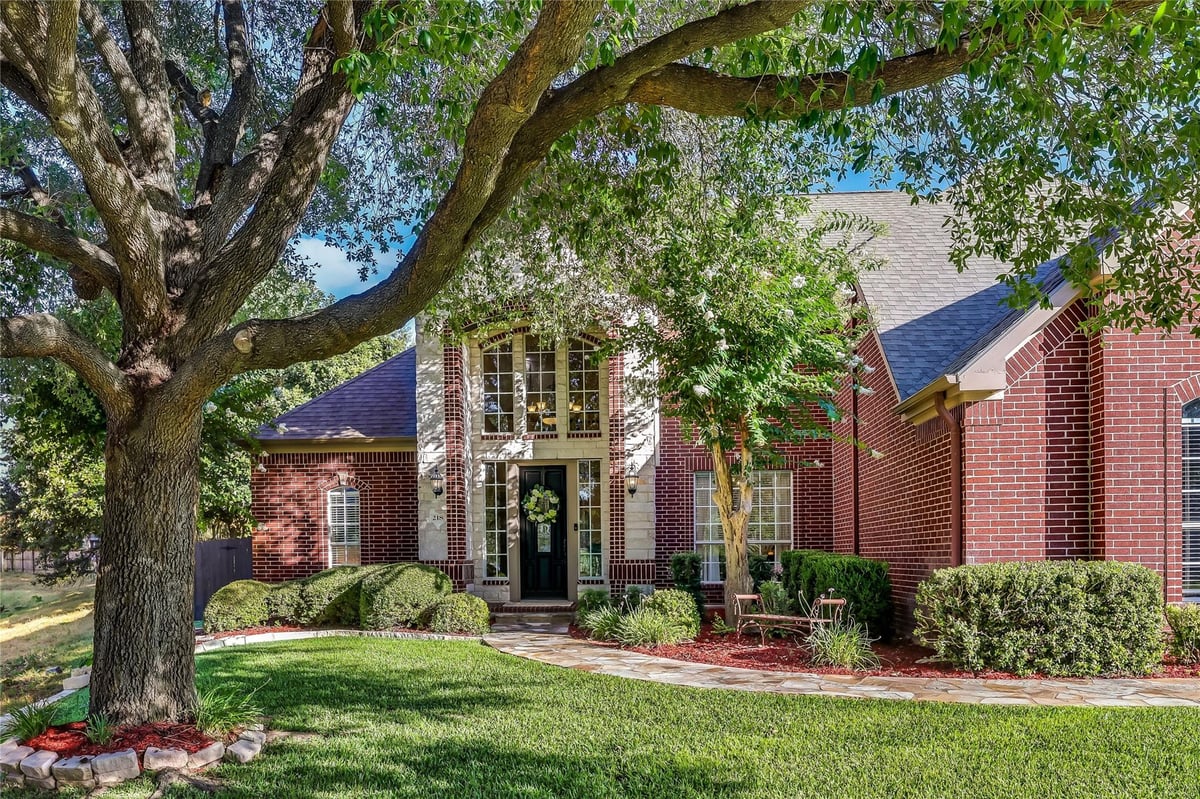 View 218 Champions DR in Berry Creek Sec 11 Ph 02 218 Champions DR - front exterior - Luxury home in Berry Creek Sec 11 Ph 02, Georgetown, TX