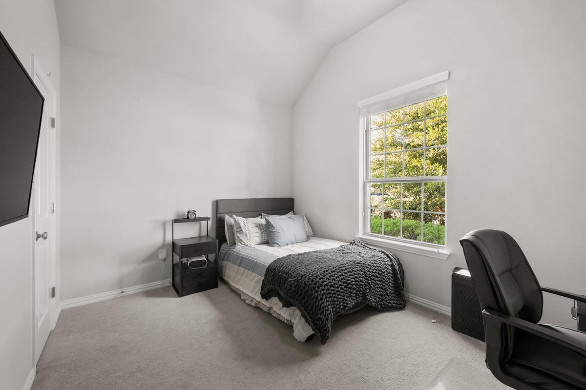 Primary bedroom at 21824 Rock Wren Rd - 4 bed 3 bath home