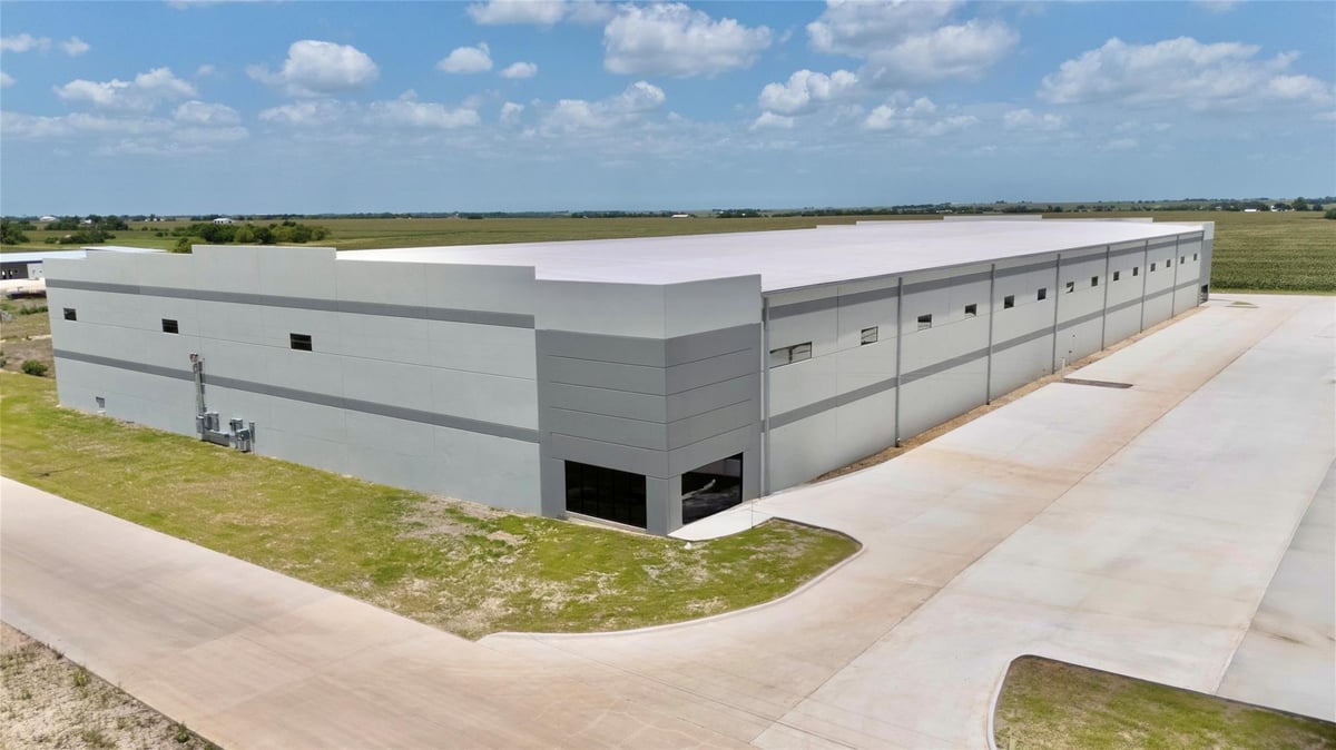 21827 Us-79 Highway, photo 1 of 8, Taylor, Taylor, TX