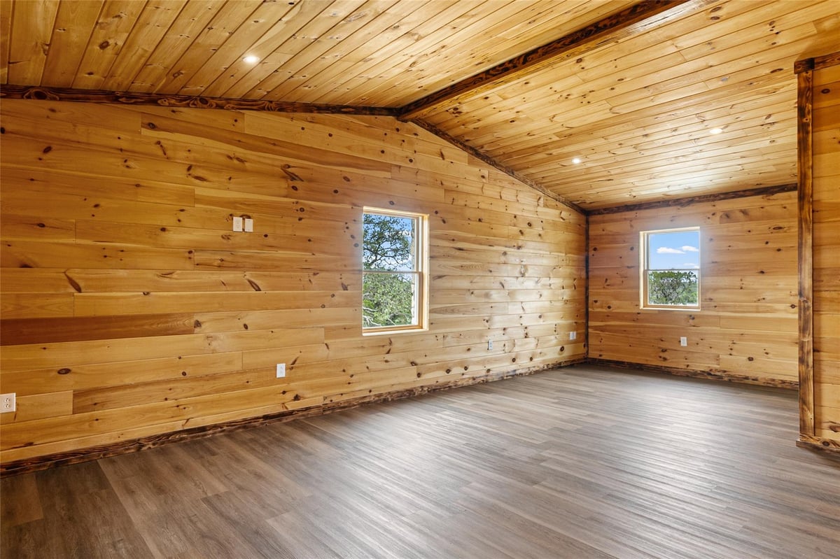 Living area at 220 County Road 139A - 3 bed 2 bath home