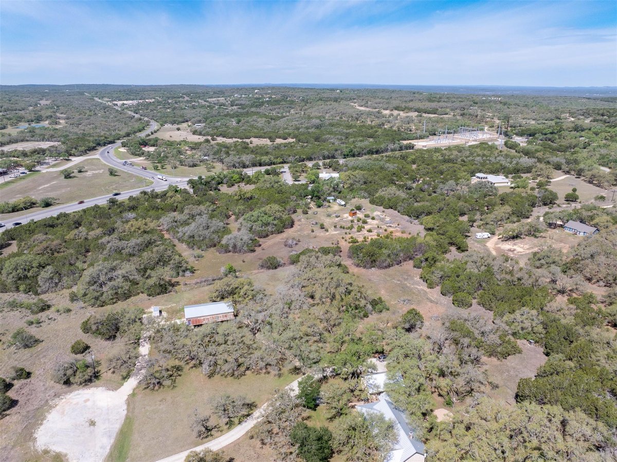 Bathroom at 230 Meadowview Dr - Saddleridge Sec 1, Wimberley, TX
