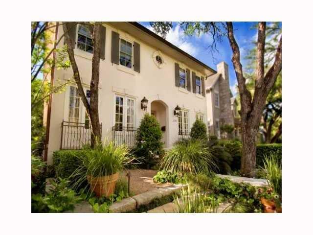 View 2200 Stamford Ln in Tarrytown 2200 Stamford Ln - property photo 1 - Luxury home in Tarrytown, Austin, TX