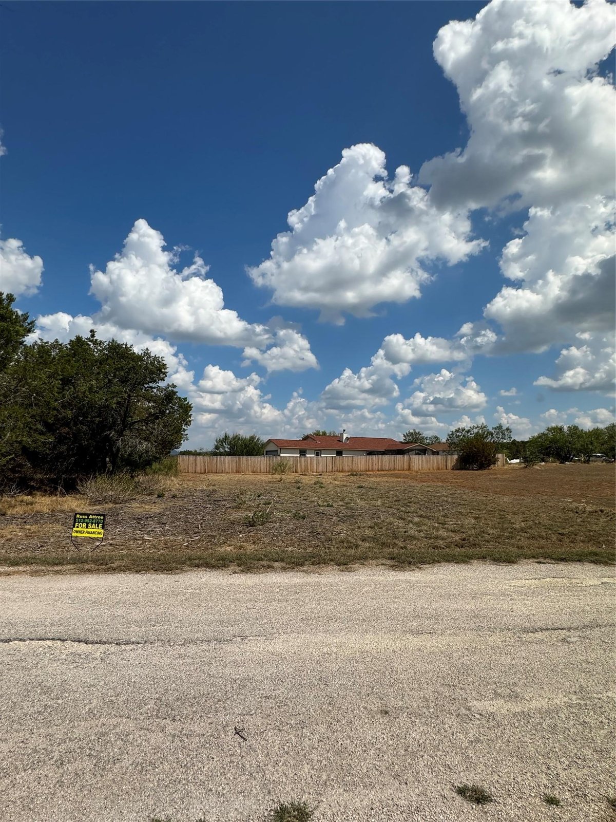 View 22006 Redbird Dr in Highland Lake Estates Sec 24 22006 Redbird Dr - front exterior - Luxury lot in Highland Lake Estates Sec 24, Lago Vista, TX