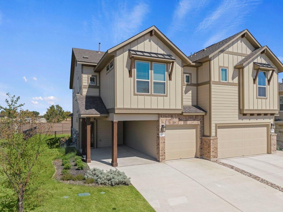 2200A Cornfield Dr - property photo 1 - Luxury home in Villas at Rowe, Pflugerville, TX
