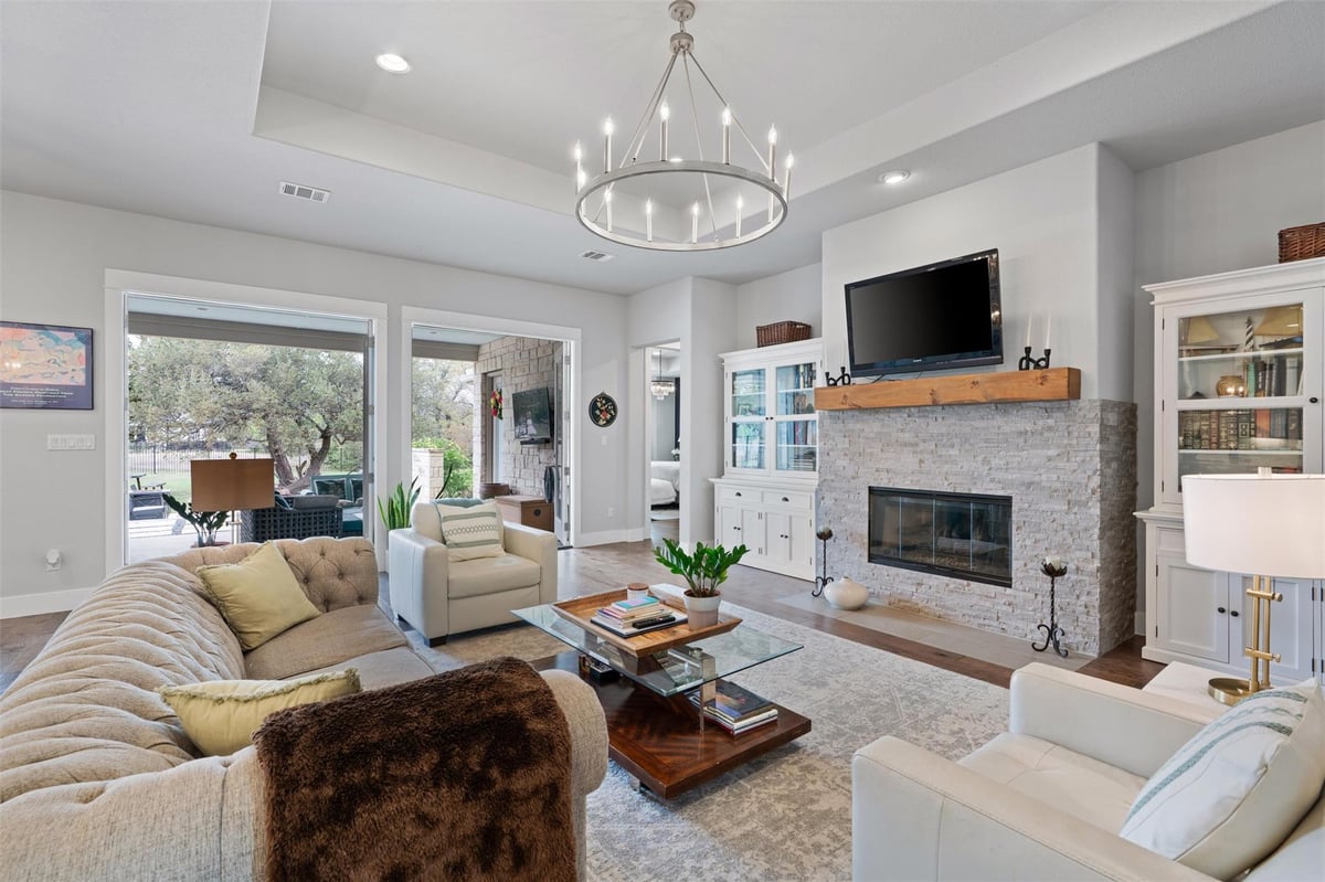 Living area at 2201 Live Oak Rd - 4 bed 3 bath home