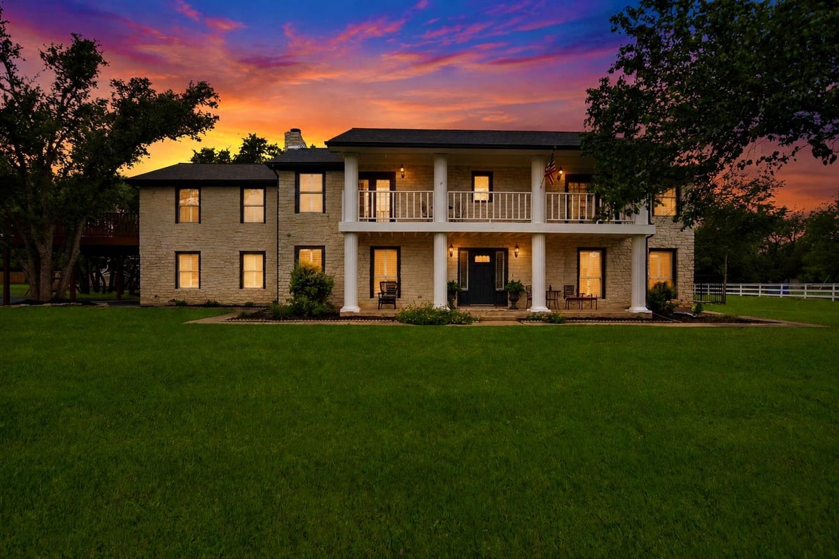 View 2204 Walsh DR in Brushy Bend Park 2204 Walsh DR - front exterior - Luxury home in Brushy Bend Park, Round Rock, TX