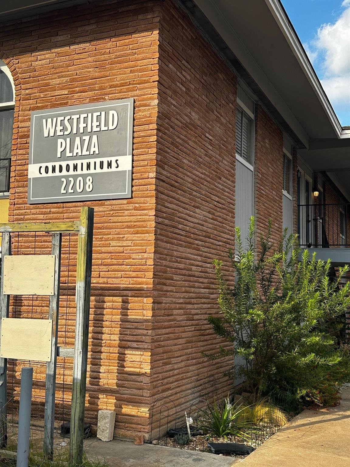 View 2208 Enfield RD Unit #205 in Westfield Plaza Condo Amd 2208 Enfield RD Unit #205 - property photo 1 - Luxury home in Westfield Plaza Condo Amd, Austin, TX