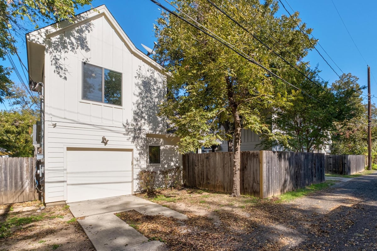 View 2209 Willow ST Unit #B in East Austin 2209 Willow ST Unit #B, photo 1, East Austin, Austin, TX
