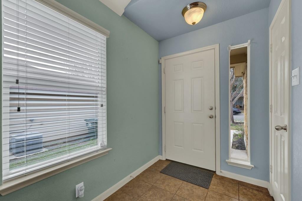 Kitchen at 2210 Meadow View Dr - 3 bed 2 bath home
