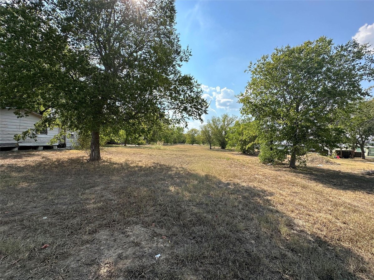 View 2210 Pecan St in Farm Lt 2210 Pecan St - front exterior - Luxury lot in Farm Lt, Bastrop, TX