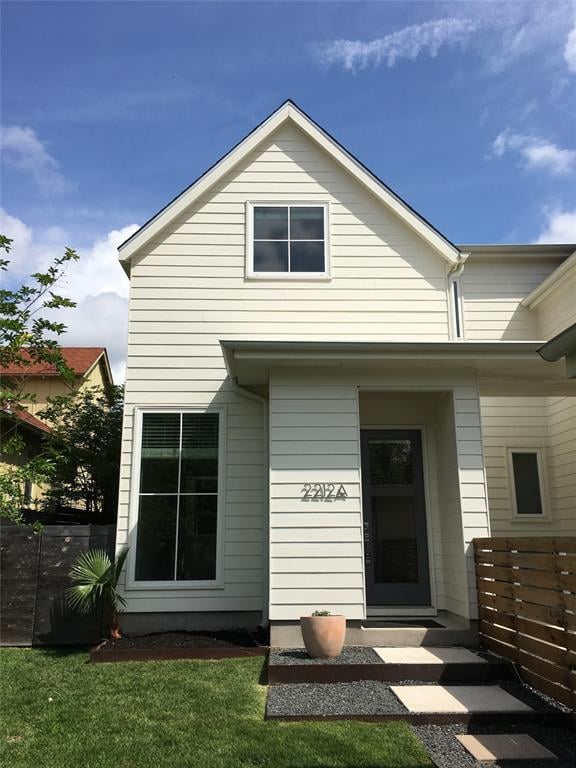 View 2212 Iva LN Unit #A in Delcrest Add 2212 Iva LN Unit #A - property photo 1 - Luxury home in Delcrest Add, Austin, TX