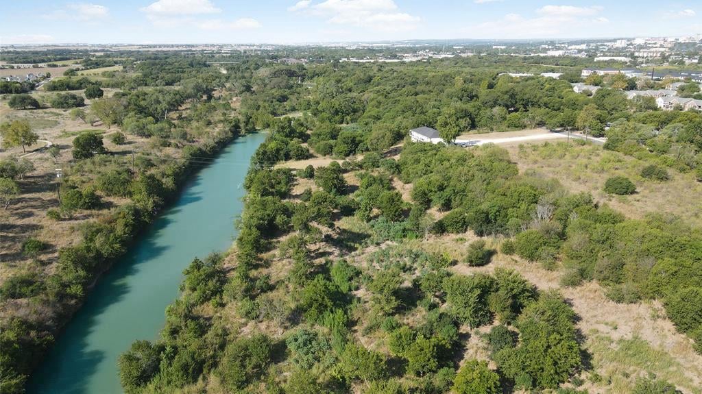 Living area at 2212 River Rd - River Run, San Marcos, TX