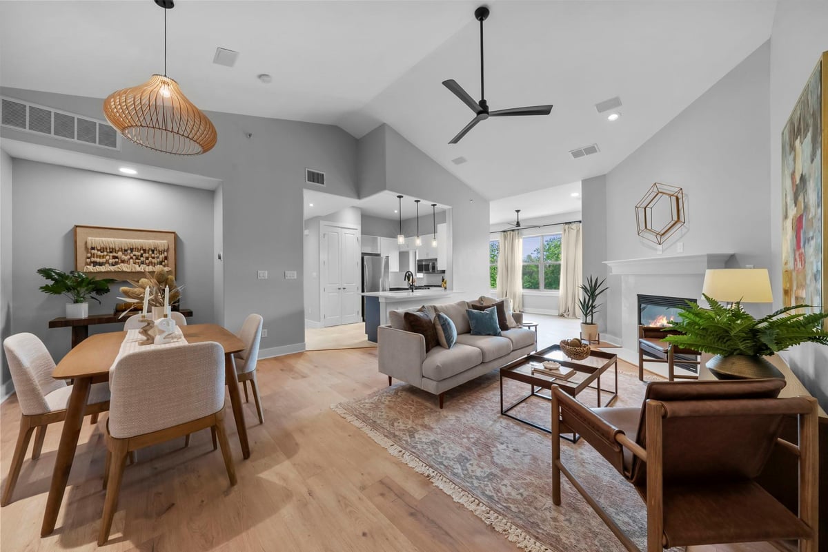 Living area at 2216 Thornton Rd Unit #431 - 1 bed 1 bath home