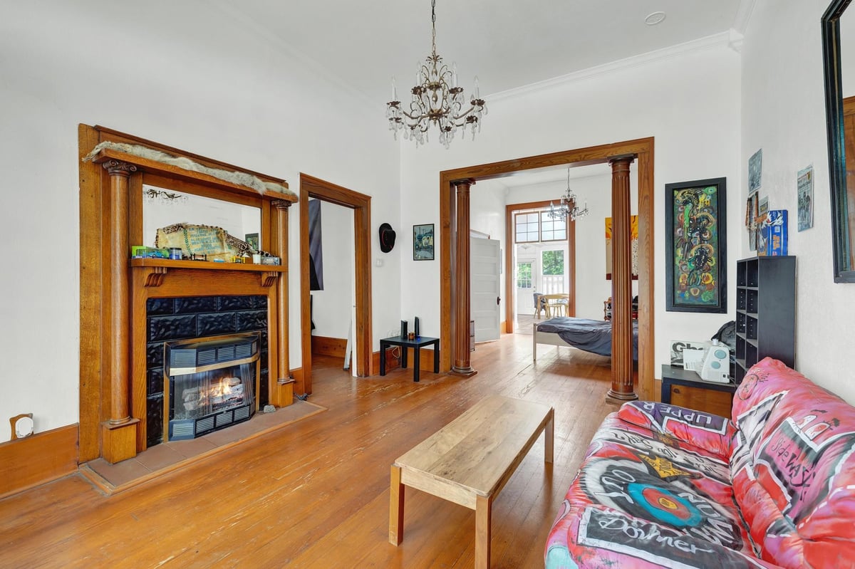 Primary bedroom at 223 N Bishop St - 5 bed 3 bath home