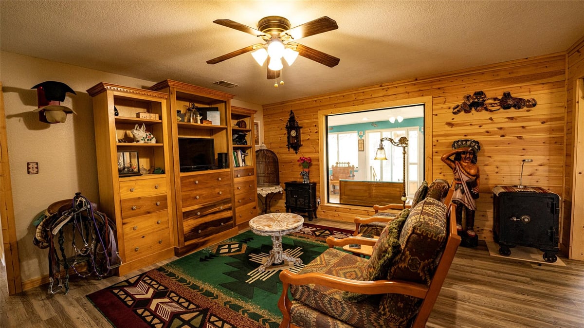 Living area at 2234 County Road 434 Loop - 3 bed 2 bath home