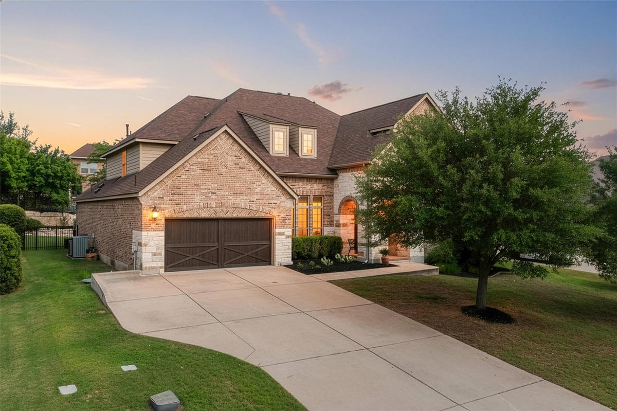 View 2236 Ambush CYN in Fairways At Crystal Falls 2236 Ambush CYN - property photo 1 - Luxury home in Fairways At Crystal Falls, Leander, TX