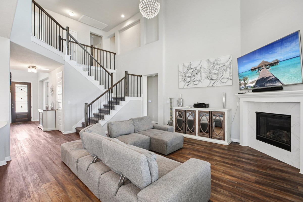 Primary bedroom at 224 Rocky Spot Dr - 5 bed 3 bath home