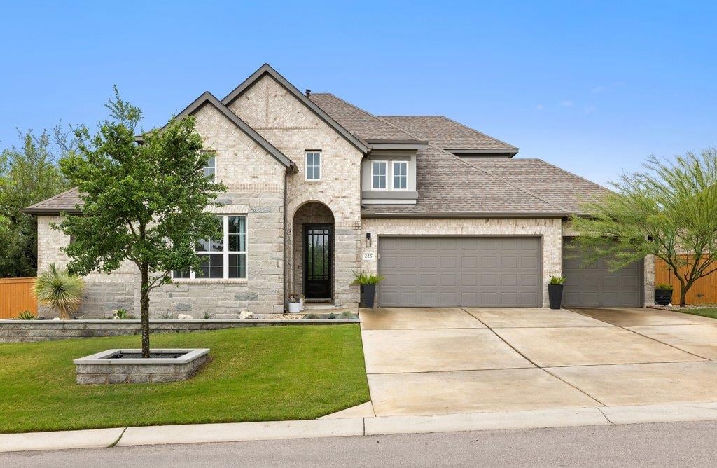 View 225 Bright Sky DR in Highpointe Ph I Sec Three A 225 Bright Sky DR - property photo 1 - Luxury home in Highpointe Ph I Sec Three A, Austin, TX