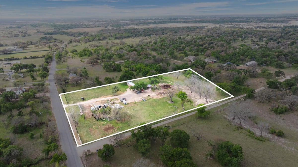View 2251 County Road 234 in Liveoak Park 2251 County Road 234 - property photo 1 - Luxury lot in Liveoak Park, Georgetown, TX