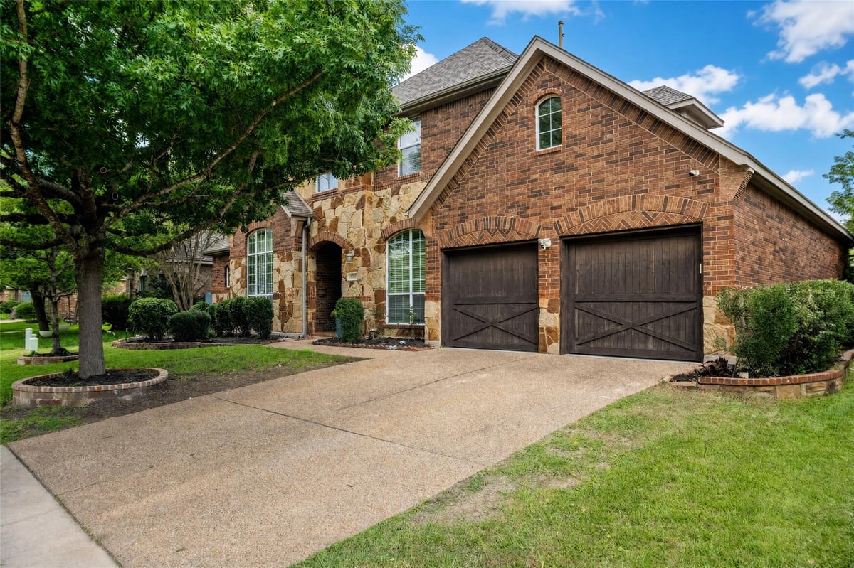 View 2260 Fernspring DR in Lake Forest 02 Village 01 2260 Fernspring DR - front exterior - Luxury home in Lake Forest 02 Village 01, Round Rock, TX