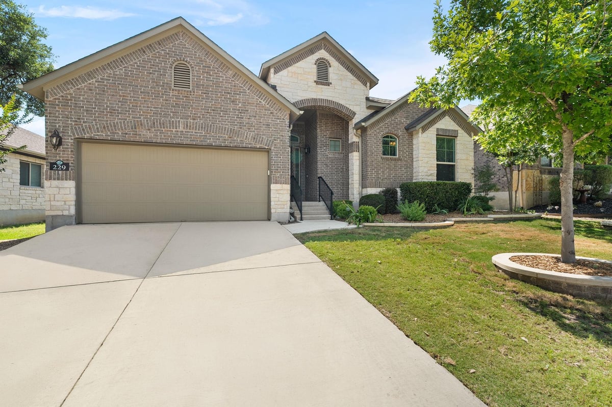 View 229 Cross Mountain TRL in Water Oak North Sec 2 229 Cross Mountain TRL - front exterior - Luxury home in Water Oak North Sec 2, Georgetown, TX