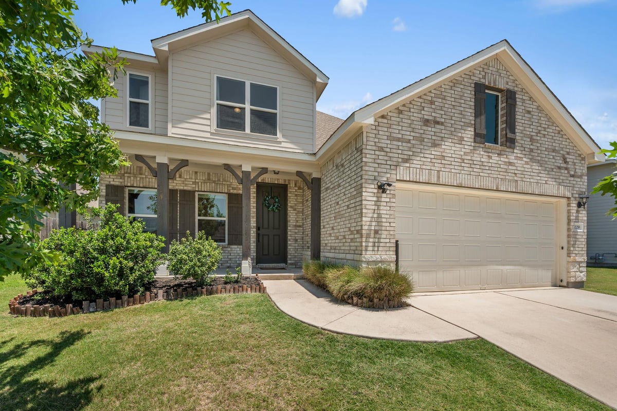 229 Long Canyon LN - front exterior - Luxury home in Morningstar Ph 3 Sec 3, Georgetown, TX