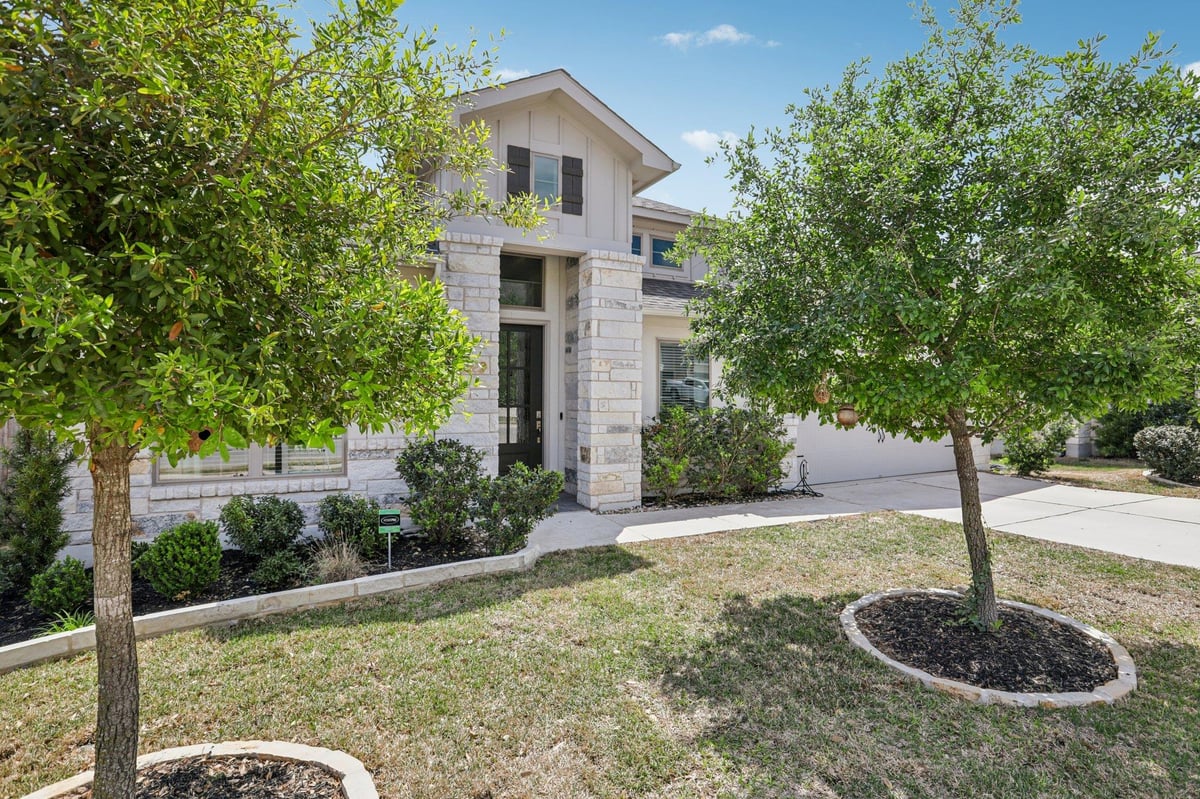 Living area at 229 Majestic Sage Trl - 4 bed 3 bath home