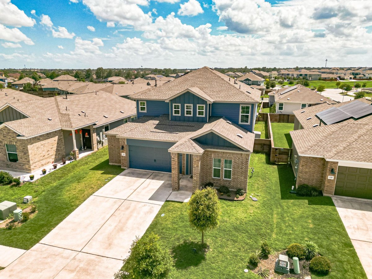 View 230 Madrid ST in Plum Creek Ph 2 Sec 1 230 Madrid ST - property photo 1 - Luxury home in Plum Creek Ph 2 Sec 1, Kyle, TX