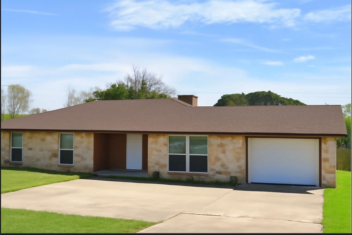 View 2300 Goode Cir in Crescent Manor 1st Ext Rep 2300 Goode Cir - front exterior - Luxury home in Crescent Manor 1st Ext Rep, Killeen, TX