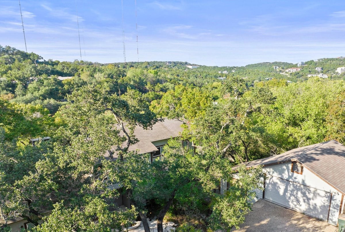 2300 Toro Canyon RD - front exterior - Luxury home in Westlake Highlands Sec 03, Austin, TX