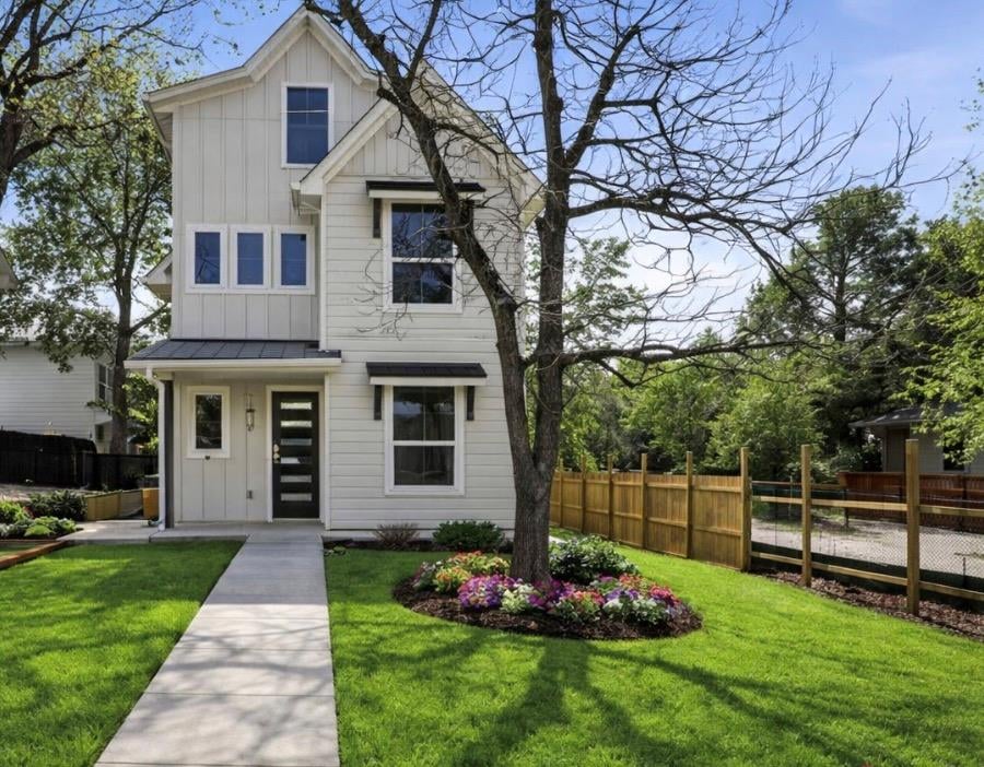 View 2301 E 10th St in Grandview Place 2301 E 10th St - front exterior - Luxury home in Grandview Place, Austin, TX