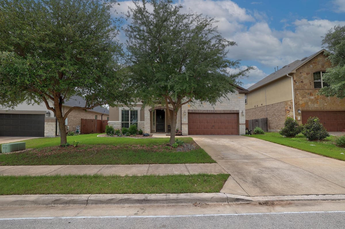 Kitchen at 2301 Manada Trl - 4 bed 3 bath home