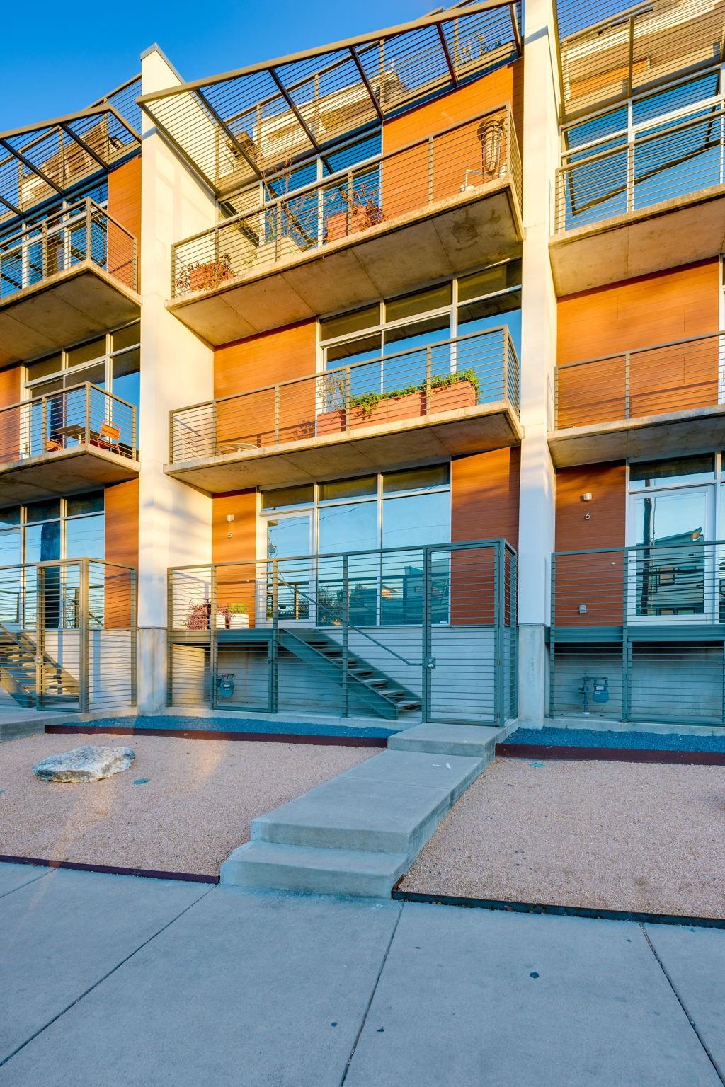 View 2301 S 5th ST Unit #5 in South 05 Amd 2301 S 5th ST Unit #5 - front exterior - Luxury home in South 05 Amd, Austin, TX