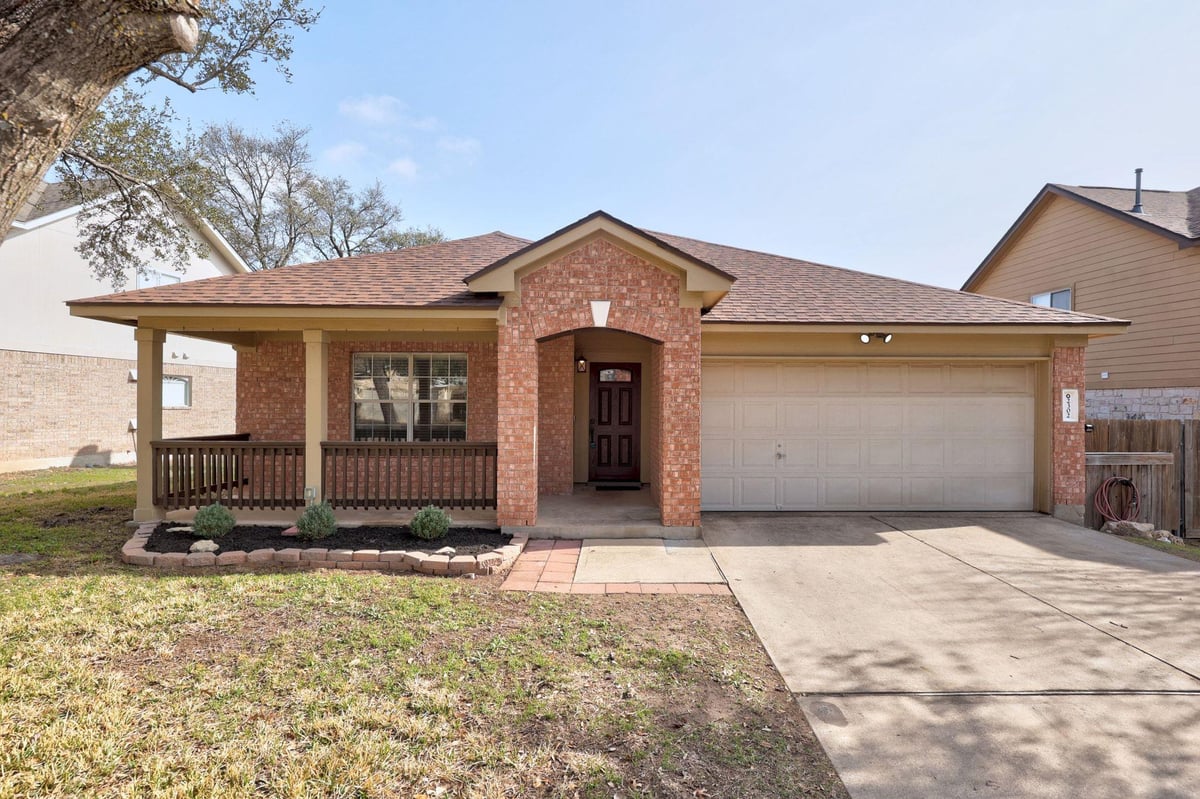 View 2302 Drue Ln in Heritage Park Sec 01 2302 Drue Ln - property photo 1 - Luxury home in Heritage Park Sec 01, Cedar Park, TX