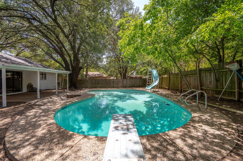 View 2303 Vassal Dr in Castlewood Forest Sec 07 2303 Vassal Dr - front exterior - Luxury home in Castlewood Forest Sec 07, Austin, TX