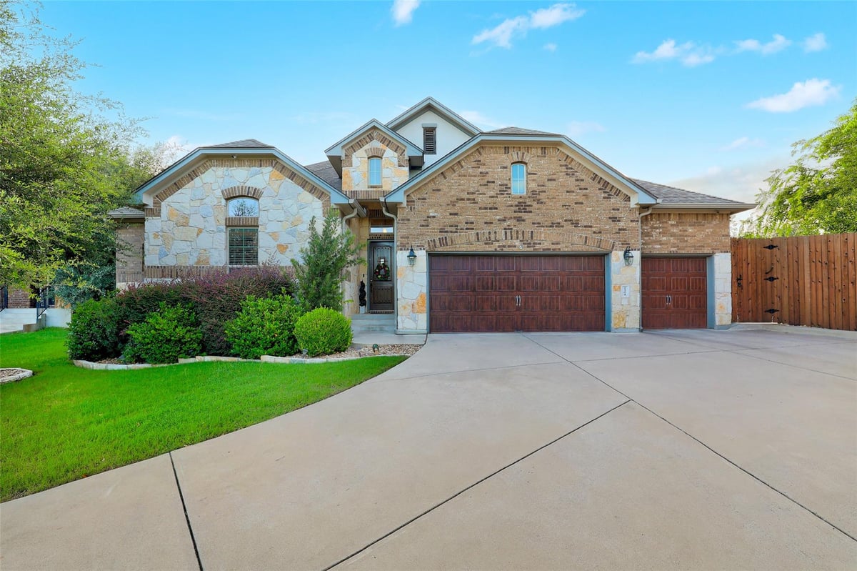 View 2304 Vaquero CV in Caballo Ranch Sec 5 2304 Vaquero CV - front exterior - Luxury home in Caballo Ranch Sec 5, Leander, TX