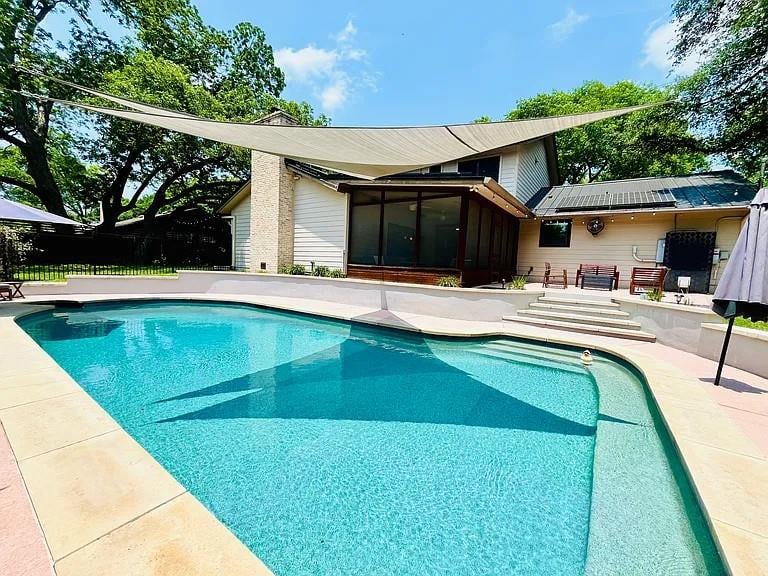 View 2305 Comburg Castle WAY in Castlewood Forest Sec 07 2305 Comburg Castle WAY - property photo 1 - Luxury home in Castlewood Forest Sec 07, Austin, TX