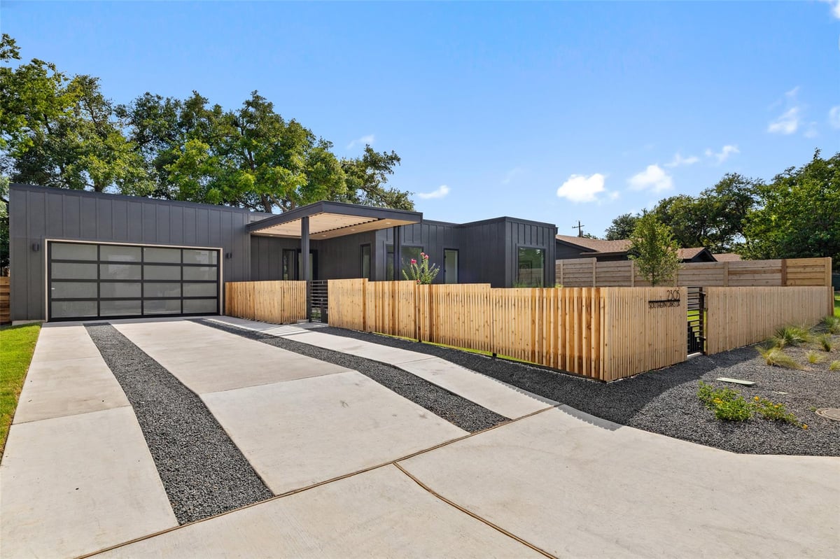 Primary bedroom at 2305 Southern Oaks Dr - 4 bed 3 bath home