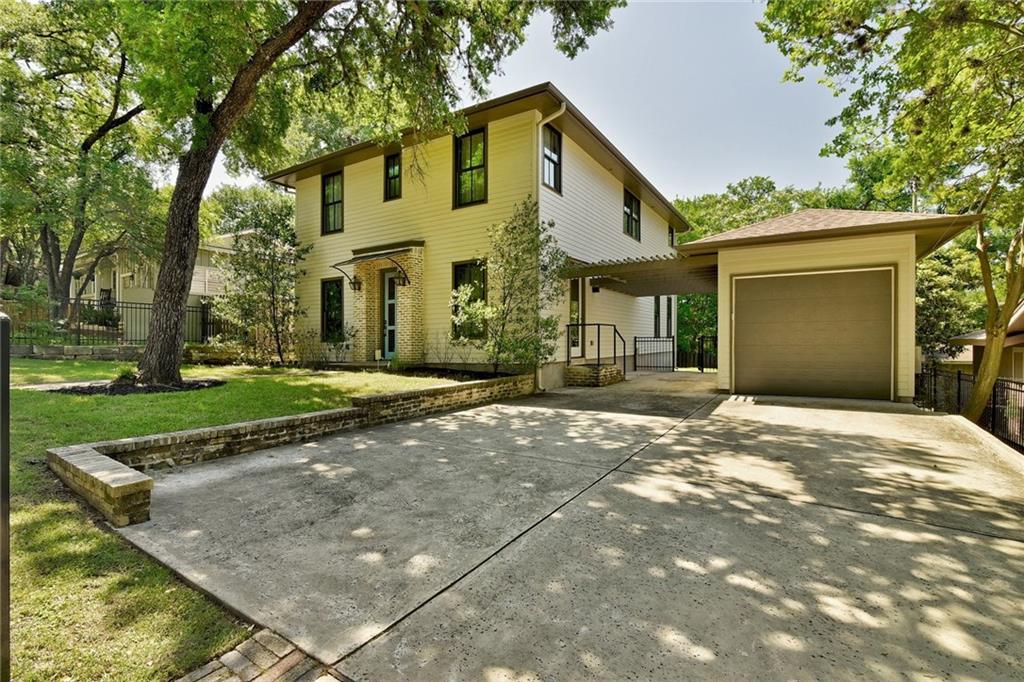View 2305 W 12th St in Tarrytown 2305 W 12th St - property photo 1 - Luxury home in Tarrytown, Austin, TX