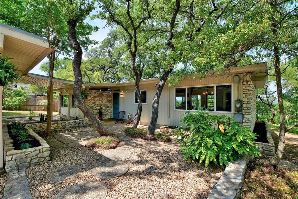 View 2305 Westworth Cir in West Park Add 2305 Westworth Cir - front exterior - Luxury home in West Park Add, Austin, TX