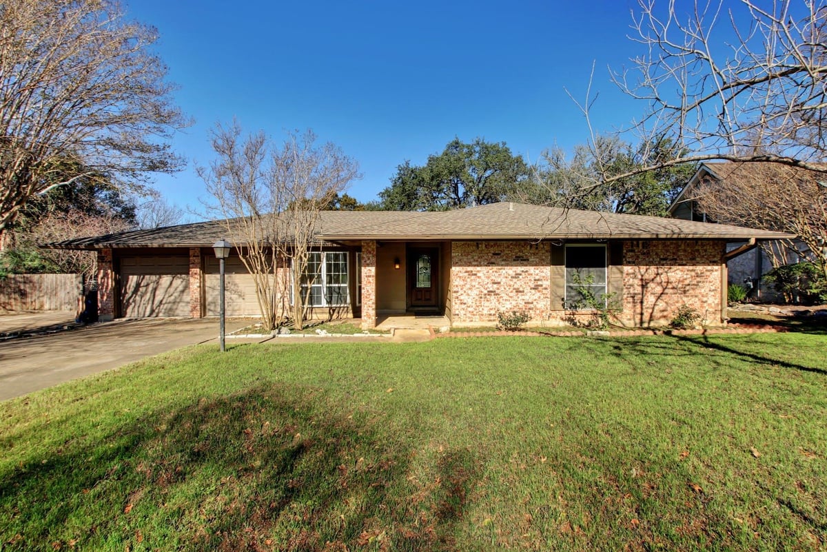 2306 Forest Bend DR, photo 1, Barton Hills, Austin, TX