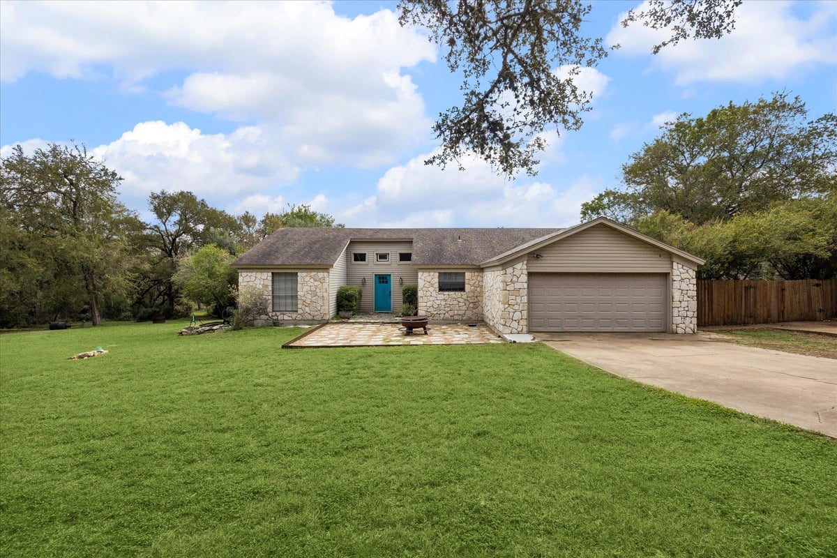 View 2307 Sparrow DR in Manchaca 2307 Sparrow DR, photo 1 of 21, Manchaca, Manchaca, TX