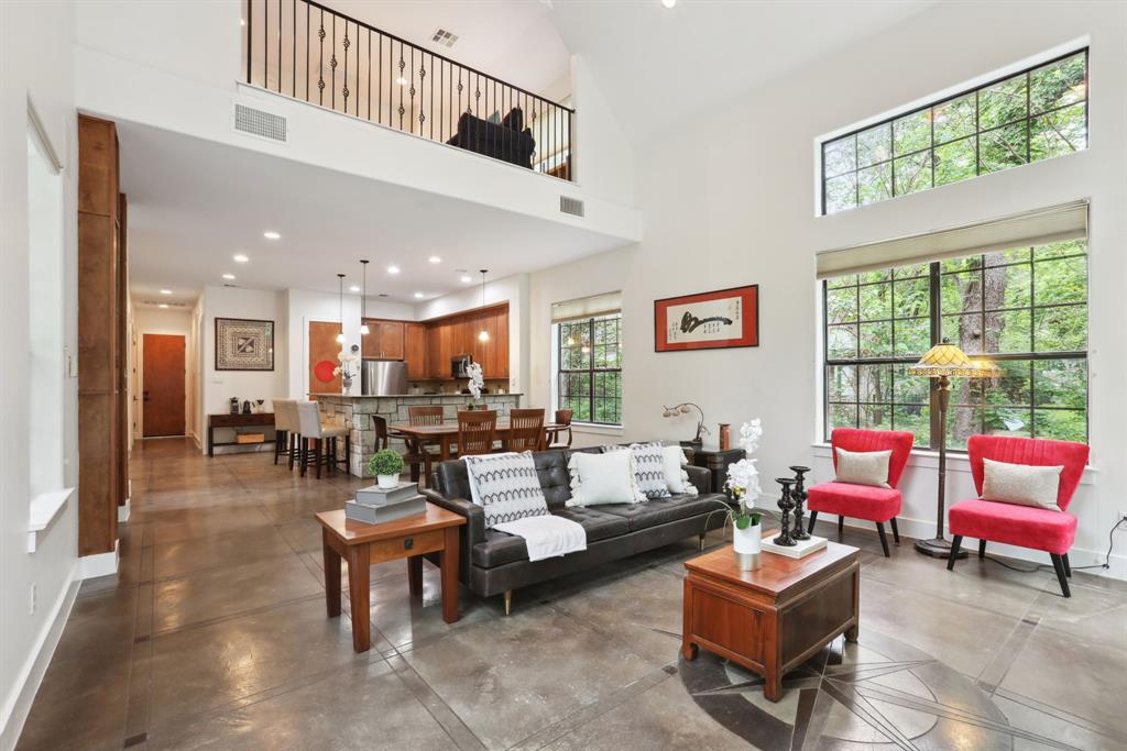 View 2309 Kinney RD in Evans Subd 2309 Kinney RD - front exterior - Luxury home in Evans Subd, Austin, TX