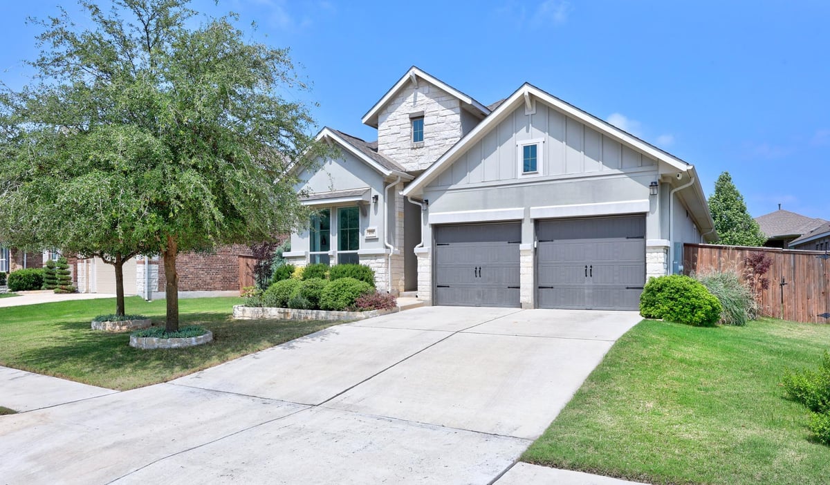View 231 Krupp Ave in Santa Rita Ranch Ph 1 Sec 6a 231 Krupp Ave - front exterior - Luxury home in Santa Rita Ranch Ph 1 Sec 6a, Liberty Hill, TX