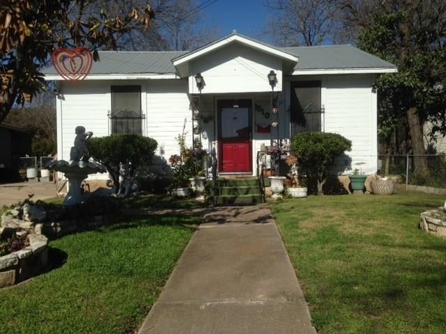 View 2310 Oak Crest Ave in Bouldin Creek 2310 Oak Crest Ave, photo 1, Bouldin Creek, Austin, TX