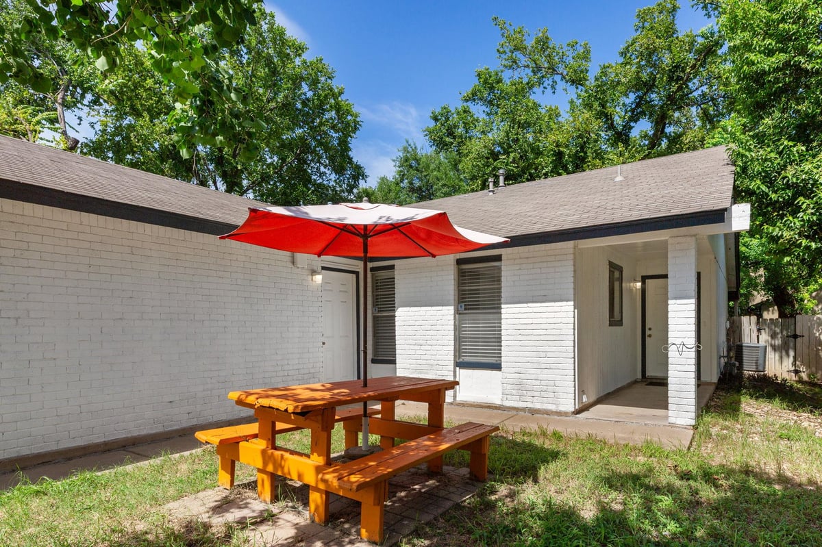 View 2311 Burleson RD Unit #A #B in Parker Heights Sec 04 2311 Burleson RD Unit #A #B - property photo 1 - Luxury home in Parker Heights Sec 04, Austin, TX