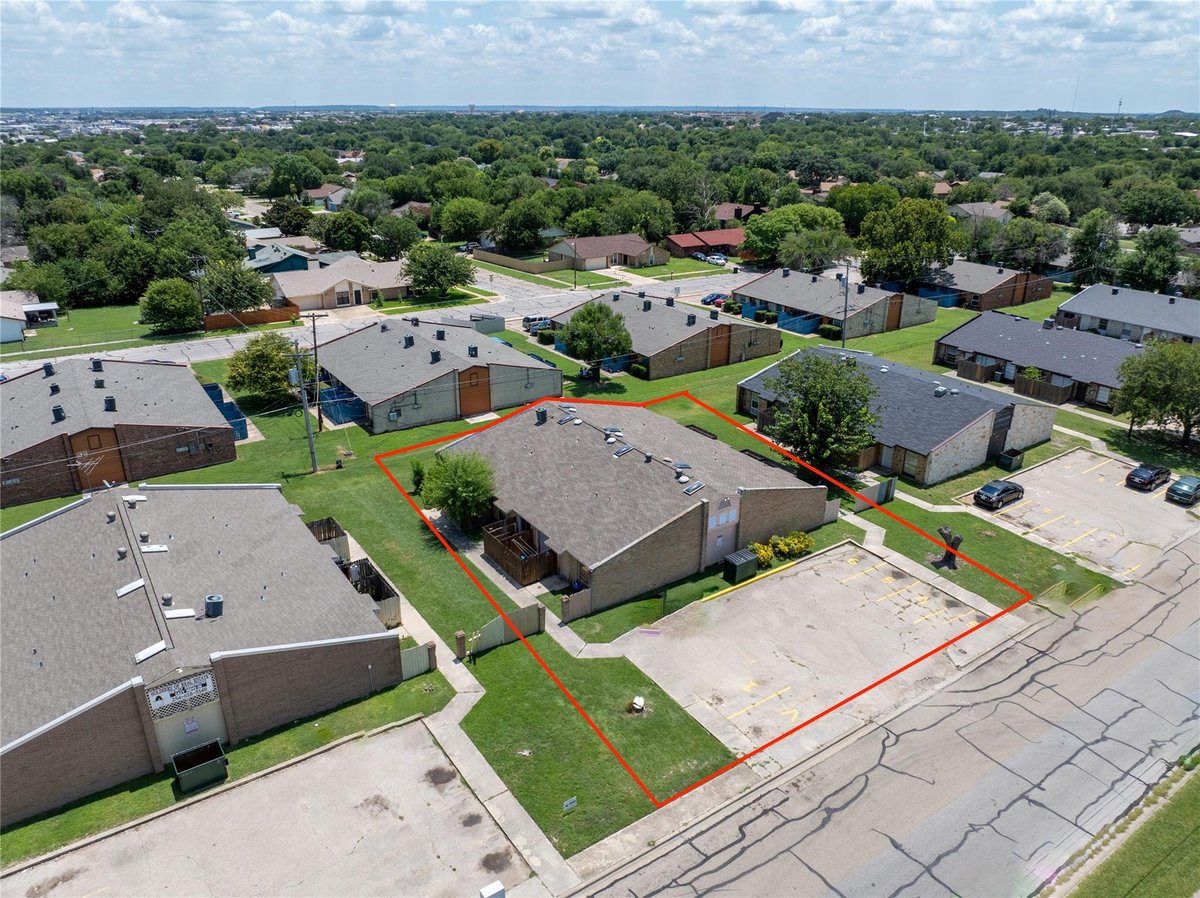 View 2314 Andover DR in South Gate 2314 Andover DR - front exterior - Luxury home in South Gate, Killeen, TX
