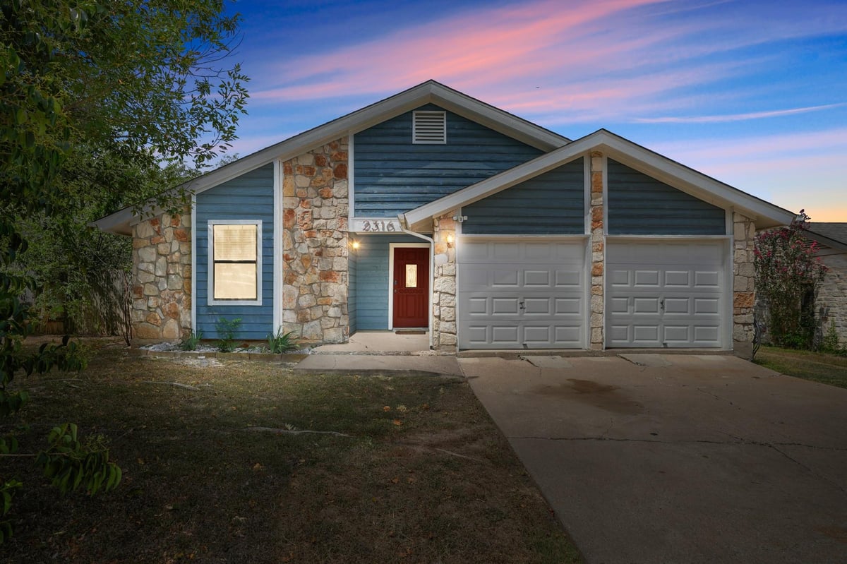 View 2316 Lasso DR in Chisholm Valley West Sec 04 2316 Lasso DR - property photo 1 - Luxury home in Chisholm Valley West Sec 04, Round Rock, TX